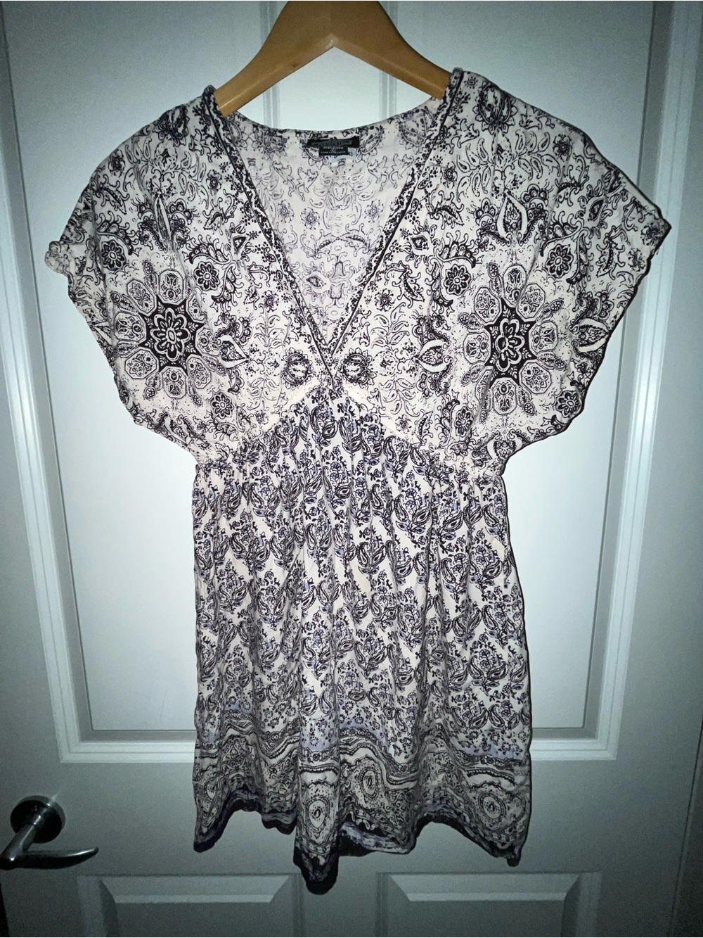 Angie- V-Neck 100% Rayon Paisley Print Blouse in Cream and Black